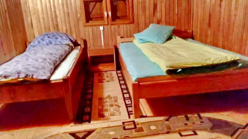 Valea Boga Cazare | Cabană (K1347-38) Imaginea poate fi supusă drepturilor de autor. Se recomandă contactarea titularului drepturilor. Valea Boga Cazare | Cabană (K1347-38) Imaginea poate fi supusă drepturilor de autor. Se recomandă contactarea titularului drepturilor.