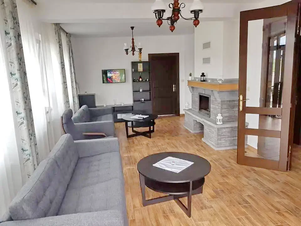 Rugănești Cazare | Pensiune (K1261-7) Imaginea poate fi supusă drepturilor de autor. Se recomandă contactarea titularului drepturilor. Rugănești Cazare | Pensiune (K1261-7) Imaginea poate fi supusă drepturilor de autor. Se recomandă contactarea titularului drepturilor.