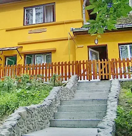 Sovata Cazare | Vilă (K0333-16) Imaginea poate fi supusă drepturilor de autor. Se recomandă contactarea titularului drepturilor.