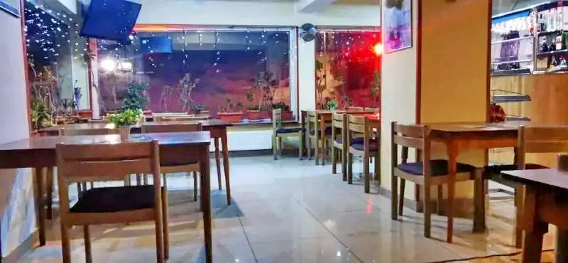 Timișu de Jos Cazare | Hotel** (K1083-8) Imaginea poate fi supusă drepturilor de autor. Se recomandă contactarea titularului drepturilor. Timișu de Jos Cazare | Hotel** (K1083-8) Imaginea poate fi supusă drepturilor de autor. Se recomandă contactarea titularului drepturilor.