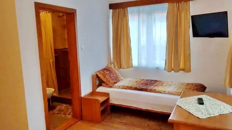 Praid Cazare | Cabană (K1120-12) Imaginea poate fi supusă drepturilor de autor. Se recomandă contactarea titularului drepturilor. Praid Cazare | Cabană (K1120-12) Imaginea poate fi supusă drepturilor de autor. Se recomandă contactarea titularului drepturilor.