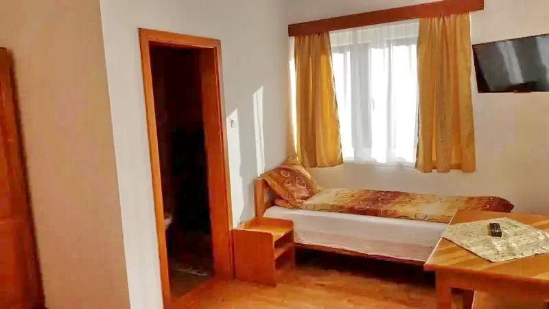 Cazare Praid - Ambrus Zoltan III Casa la cheie | Parajd - Ambrus Zoltán III kulcsosház. Imaginea poate fi supusă drepturilor de autor. Se recomandă contactarea titularului drepturilor.