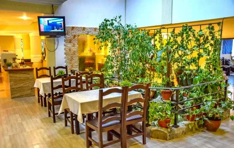 Cazare Alba Iulia - Hotel Elisabeta*** | Gyulafehérvár - Elisabeta Hotel***. Imaginea poate fi supusă drepturilor de autor. Se recomandă contactarea titularului drepturilor.
