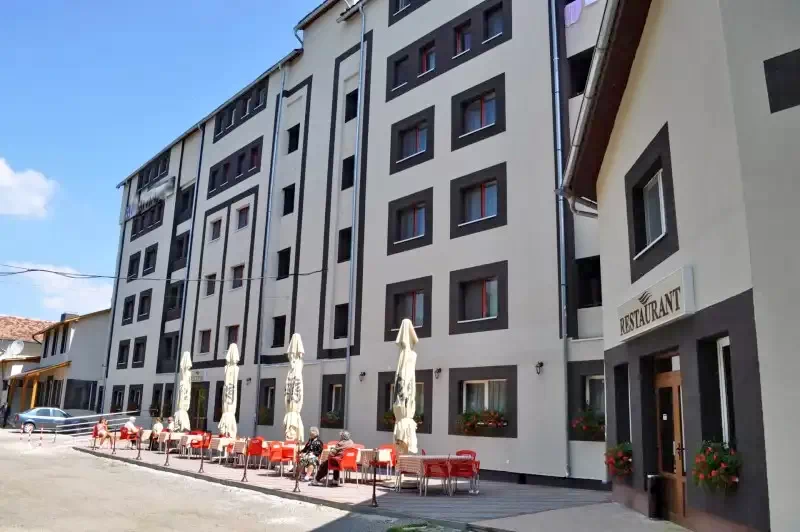 Turda Cazare | Hotel*** (K0816-21) Imaginea poate fi supusă drepturilor de autor. Se recomandă contactarea titularului drepturilor.