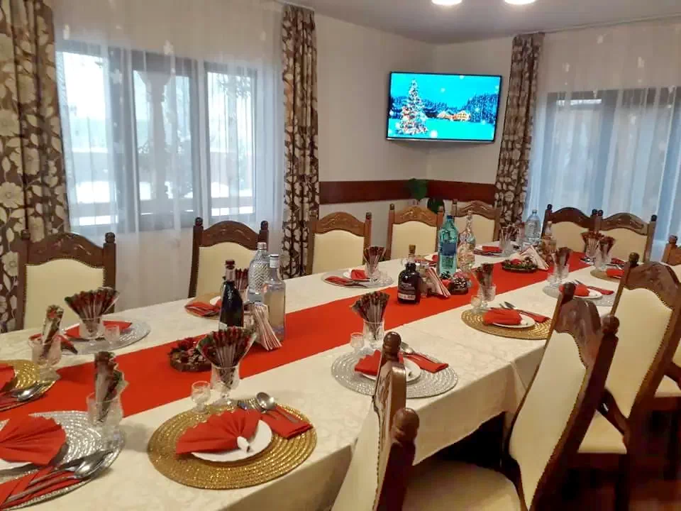 Aknasúgatag Szállás | Panzió (K1244-15) A kép szerzői jogvédelem alatt állhat. Javasolt a kapcsolatfelvétel a jog tulajdonossal. Aknasúgatag Szállás | Panzió (K1244-15) A kép szerzői jogvédelem alatt állhat. Javasolt a kapcsolatfelvétel a jog tulajdonossal.