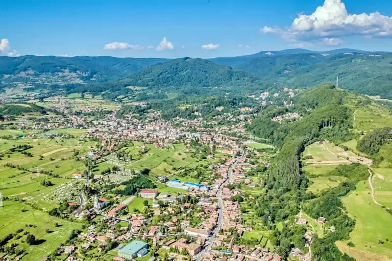 Sovata Cazare | Apartament sau cameră de închiriat (K0097-29) Imaginea poate fi supusă drepturilor de autor. Se recomandă contactarea titularului drepturilor. Sovata Cazare | Apartament sau cameră de închiriat (K0097-29) Imaginea poate fi supusă drepturilor de autor. Se recomandă contactarea titularului drepturilor.