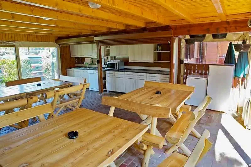 Cazare | Casă de apartamente (K0945-17) Imaginea poate fi supusă drepturilor de autor. Se recomandă contactarea titularului drepturilor. Cazare | Casă de apartamente (K0945-17) Imaginea poate fi supusă drepturilor de autor. Se recomandă contactarea titularului drepturilor.