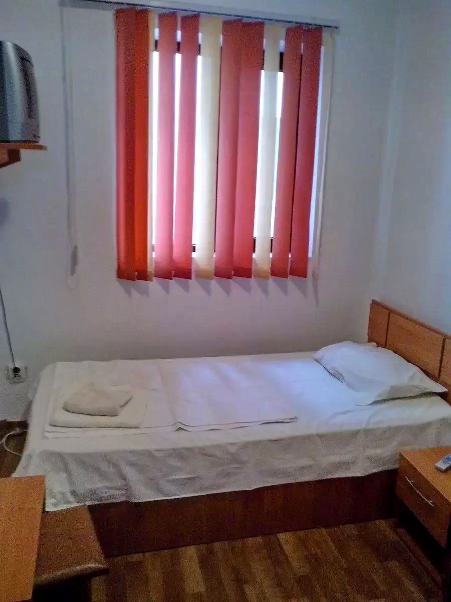 Eforie Sud Cazare | Hostel (K1306-10) Imaginea poate fi supusă drepturilor de autor. Se recomandă contactarea titularului drepturilor. Eforie Sud Cazare | Hostel (K1306-10) Imaginea poate fi supusă drepturilor de autor. Se recomandă contactarea titularului drepturilor.