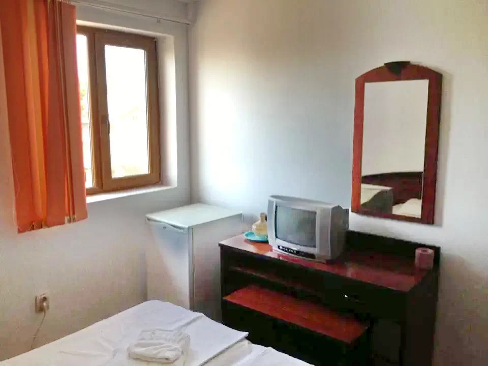 Eforie Sud Cazare | Hostel (K1306-15) Imaginea poate fi supusă drepturilor de autor. Se recomandă contactarea titularului drepturilor. Eforie Sud Cazare | Hostel (K1306-15) Imaginea poate fi supusă drepturilor de autor. Se recomandă contactarea titularului drepturilor.