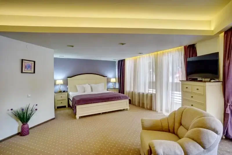 Cazare Băile Tușnad - Hotel Ciucaș *** | Tusnádfürdő - Csukás Hotel ***. Imaginea poate fi supusă drepturilor de autor. Se recomandă contactarea titularului drepturilor.