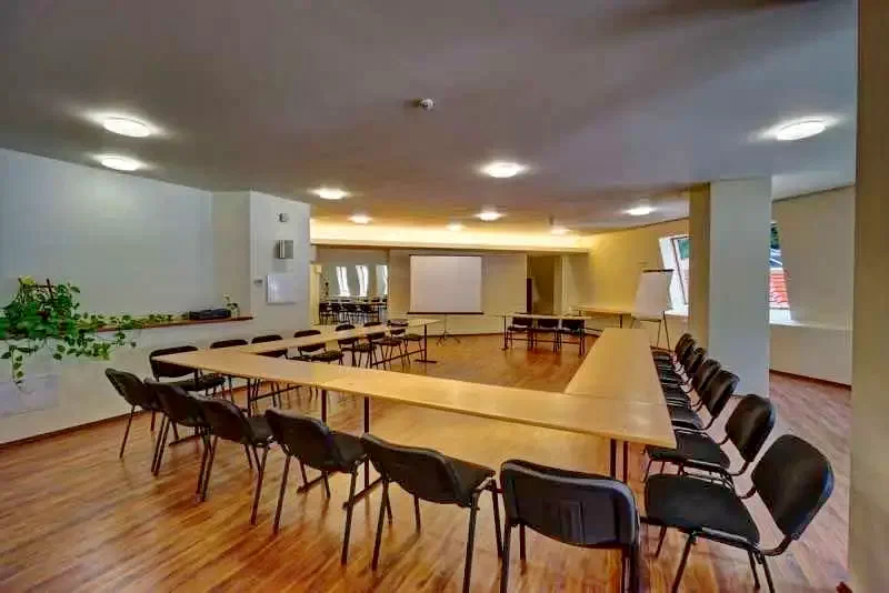 Cazare Băile Tușnad - Hotel Ciucaș *** | Tusnádfürdő - Csukás Hotel ***. Imaginea poate fi supusă drepturilor de autor. Se recomandă contactarea titularului drepturilor.