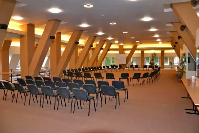 Cazare Băile Tușnad - Hotel Ciucaș *** | Tusnádfürdő - Csukás Hotel ***. Imaginea poate fi supusă drepturilor de autor. Se recomandă contactarea titularului drepturilor.