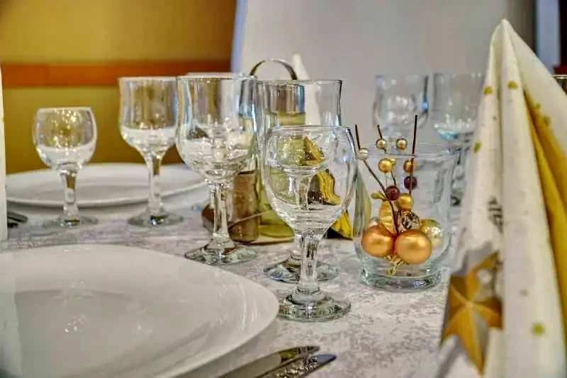 Cazare Băile Tușnad - Hotel Ciucaș *** | Tusnádfürdő - Csukás Hotel ***. Imaginea poate fi supusă drepturilor de autor. Se recomandă contactarea titularului drepturilor.
