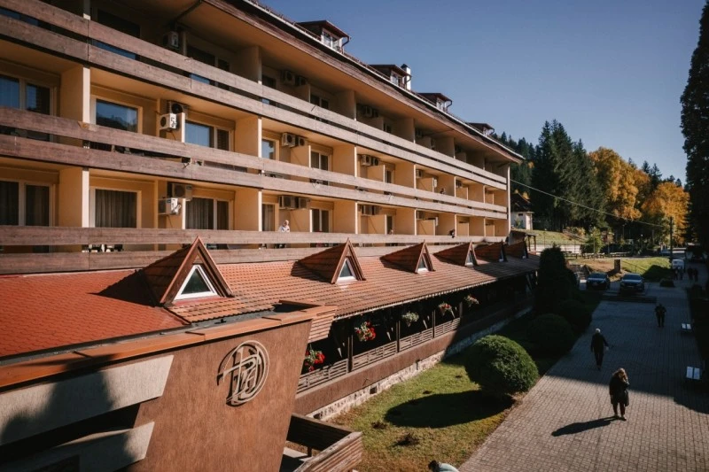 Cazare Băile Tușnad - Hotel Ciucaș *** | Tusnádfürdő - Csukás Hotel ***. Imaginea poate fi supusă drepturilor de autor. Se recomandă contactarea titularului drepturilor.