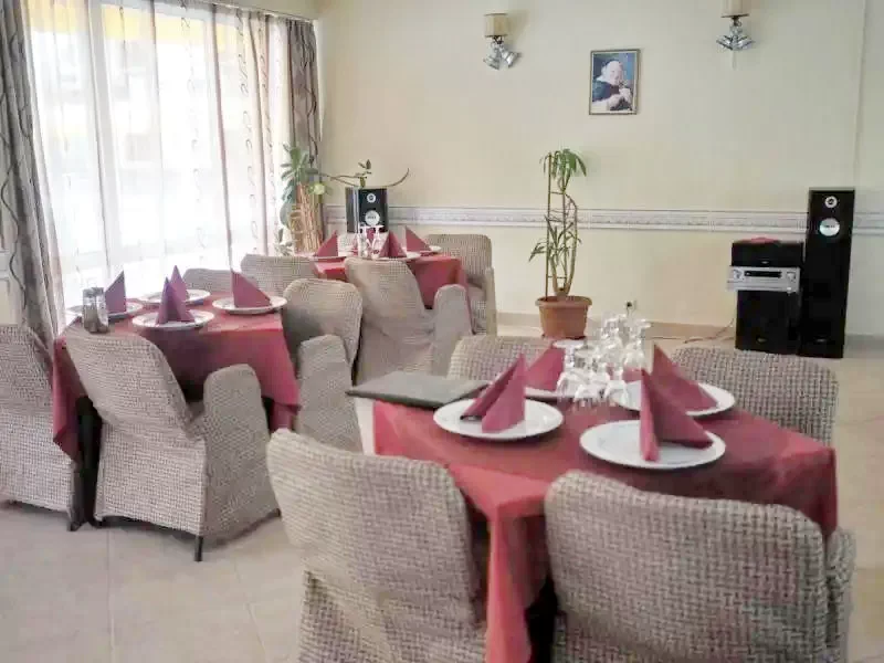 Cazare Băile Herculane - Hostel Saras Sons*** | Herkulesfürdő - Saras Sons Hostel*** . Imaginea poate fi supusă drepturilor de autor. Se recomandă contactarea titularului drepturilor.