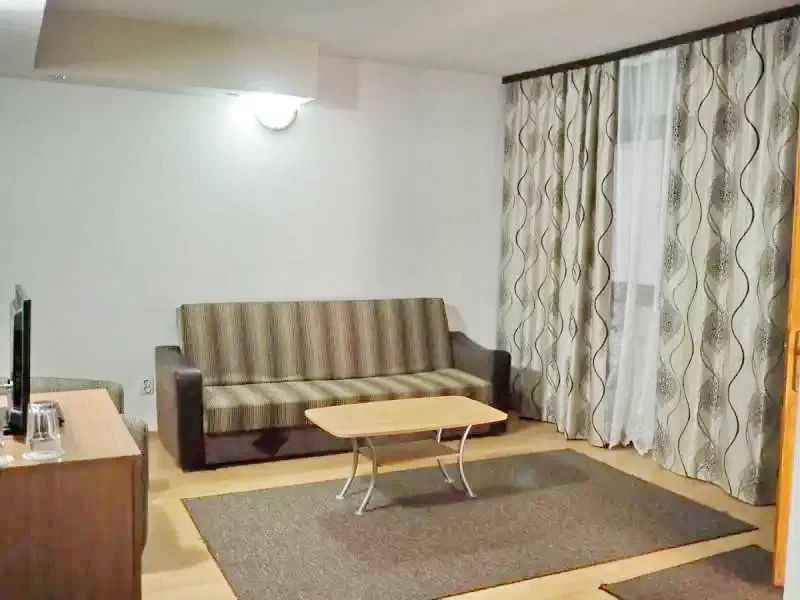 Cazare Băile Herculane - Hostel Saras Sons*** | Herkulesfürdő - Saras Sons Hostel*** . Imaginea poate fi supusă drepturilor de autor. Se recomandă contactarea titularului drepturilor.