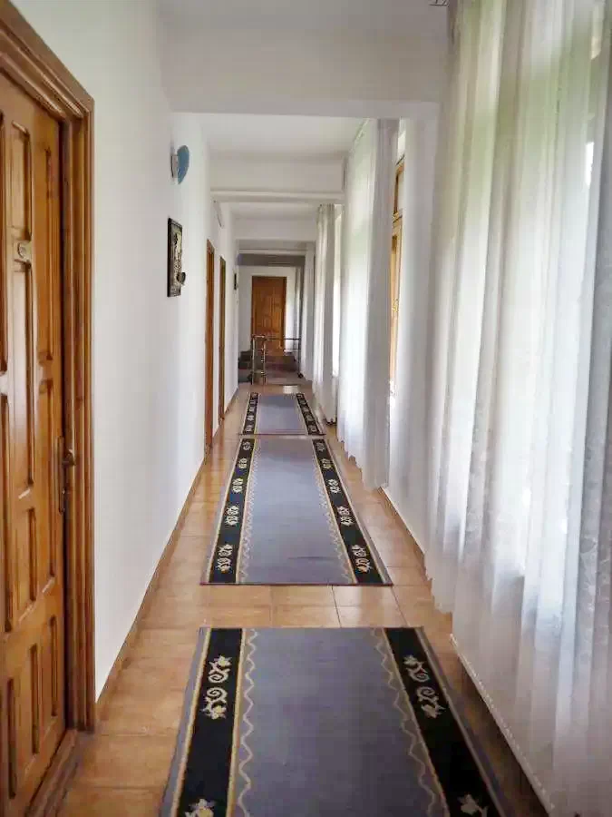 Cazare Băile Herculane - Hostel Saras Sons*** | Herkulesfürdő - Saras Sons Hostel*** . Imaginea poate fi supusă drepturilor de autor. Se recomandă contactarea titularului drepturilor.