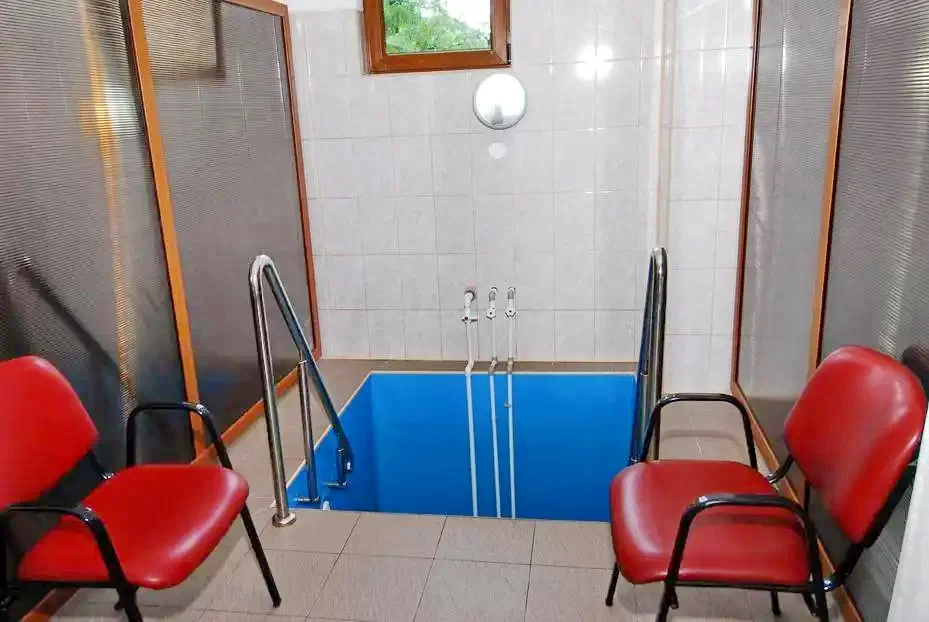 Cazare Băile Herculane - Hostel Saras Sons*** | Herkulesfürdő - Saras Sons Hostel*** . Imaginea poate fi supusă drepturilor de autor. Se recomandă contactarea titularului drepturilor.