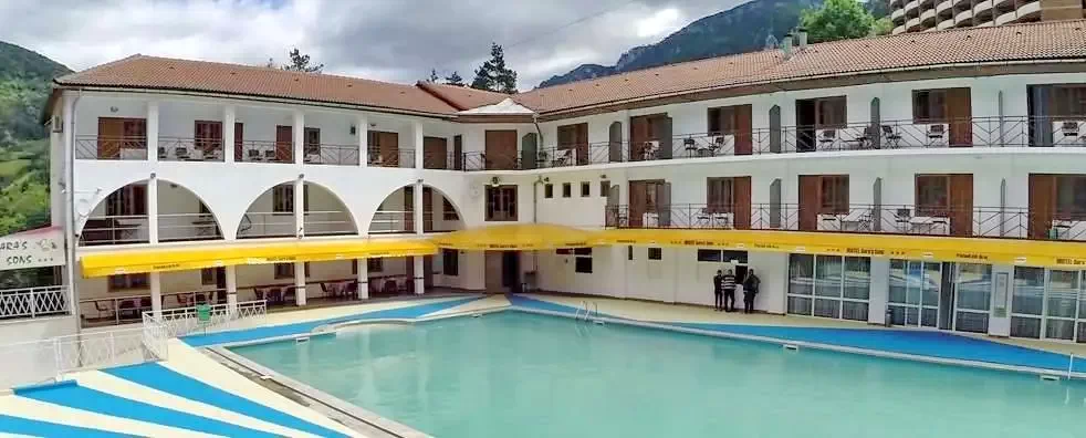Cazare Băile Herculane - Hostel Saras Sons*** | Herkulesfürdő - Saras Sons Hostel*** . Imaginea poate fi supusă drepturilor de autor. Se recomandă contactarea titularului drepturilor.