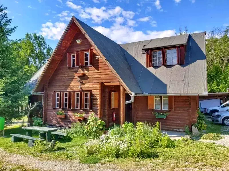 Cazare Rimetea - Pensiune si Camping Gyopár** | Torockó - Gyopár Panzió és Kemping**. Imaginea poate fi supusă drepturilor de autor. Se recomandă contactarea titularului drepturilor.