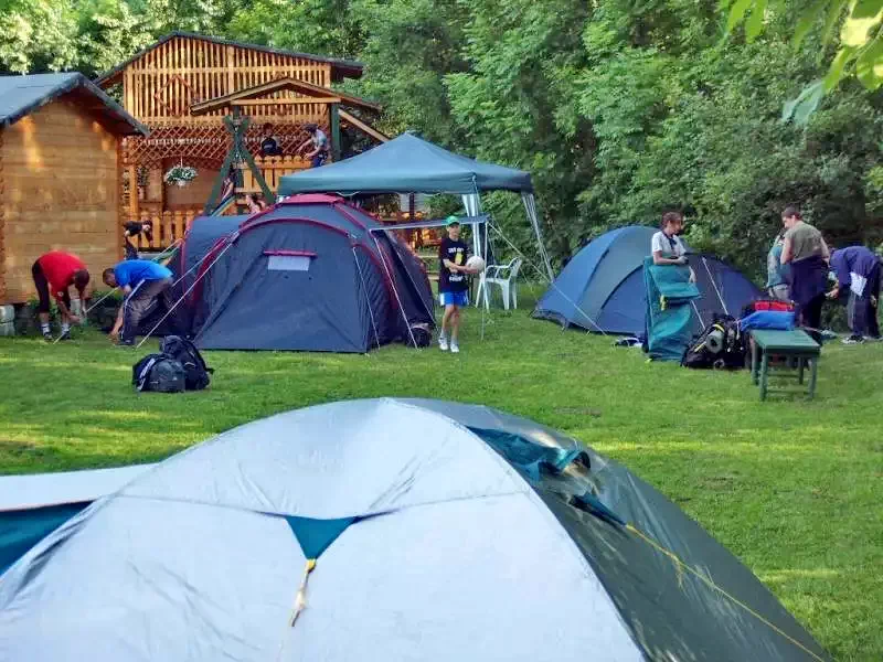 Cazare Rimetea - Pensiune si Camping Gyopár** | Torockó - Gyopár Panzió és Kemping**. Imaginea poate fi supusă drepturilor de autor. Se recomandă contactarea titularului drepturilor.