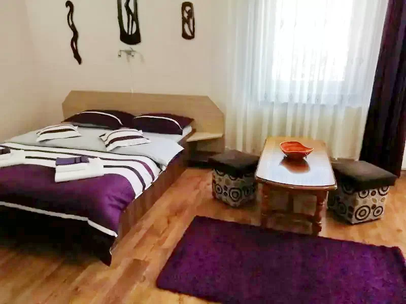 Sovata Cazare | Vilă (K0331-22) Imaginea poate fi supusă drepturilor de autor. Se recomandă contactarea titularului drepturilor. Sovata Cazare | Vilă (K0331-22) Imaginea poate fi supusă drepturilor de autor. Se recomandă contactarea titularului drepturilor.