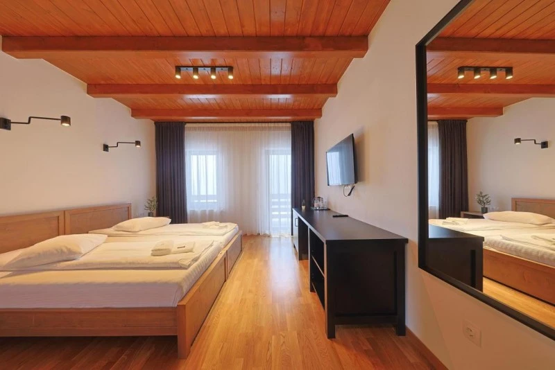 Hargitafürdő Szállás | Hotel*** (K1520-38) A kép szerzői jogvédelem alatt állhat. Javasolt a kapcsolatfelvétel a jog tulajdonossal. Hargitafürdő Szállás | Hotel*** (K1520-38) A kép szerzői jogvédelem alatt állhat. Javasolt a kapcsolatfelvétel a jog tulajdonossal.
