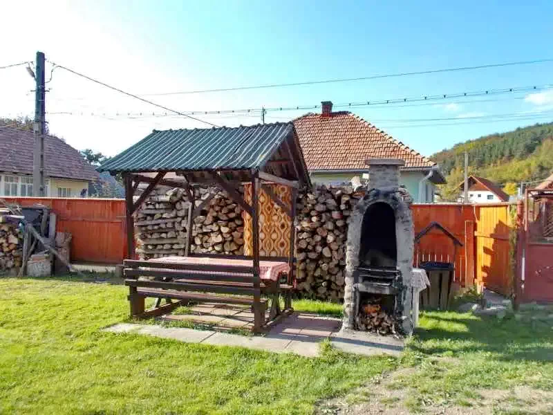 Praid Cazare | Cabană (K0299-17) Imaginea poate fi supusă drepturilor de autor. Se recomandă contactarea titularului drepturilor.