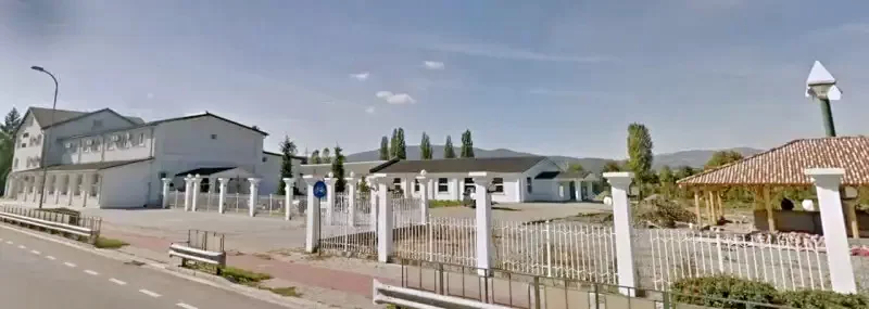 Gyulafehérvár Szállás | Hostel (K1182-22) A kép szerzői jogvédelem alatt állhat. Javasolt a kapcsolatfelvétel a jog tulajdonossal. Gyulafehérvár Szállás | Hostel (K1182-22) A kép szerzői jogvédelem alatt állhat. Javasolt a kapcsolatfelvétel a jog tulajdonossal.