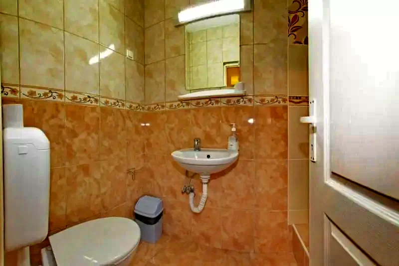Székelyudvarhely Szállás | Hotel** (K1358-37) A kép szerzői jogvédelem alatt állhat. Javasolt a kapcsolatfelvétel a jog tulajdonossal. Székelyudvarhely Szállás | Hotel** (K1358-37) A kép szerzői jogvédelem alatt állhat. Javasolt a kapcsolatfelvétel a jog tulajdonossal.