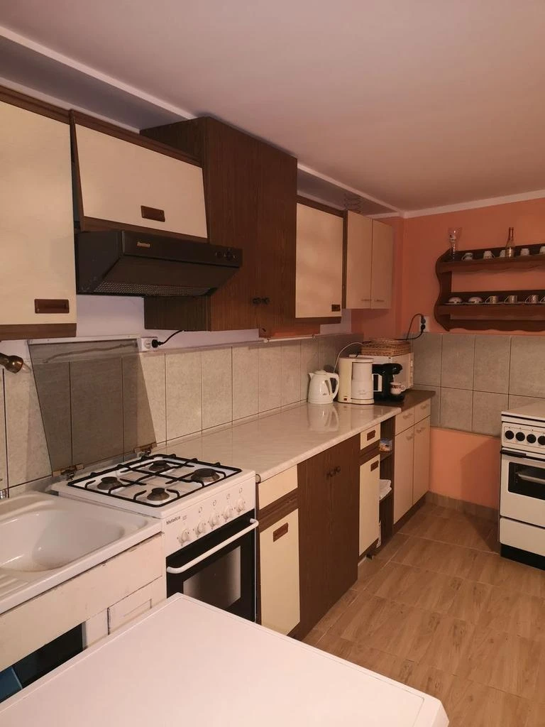 Szállás  Bisericani - Casa de Oaspeți Zöldfenyő | Székelyszentlélek - Zöldfenyő Vendégház. A kép szerzői jogvédelem alatt állhat. Javasolt a kapcsolatfelvétel a jog tulajdonossal.