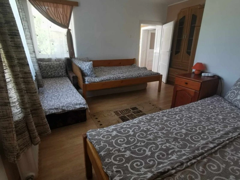 Szállás  Bisericani - Casa de Oaspeți Zöldfenyő | Székelyszentlélek - Zöldfenyő Vendégház. A kép szerzői jogvédelem alatt állhat. Javasolt a kapcsolatfelvétel a jog tulajdonossal.