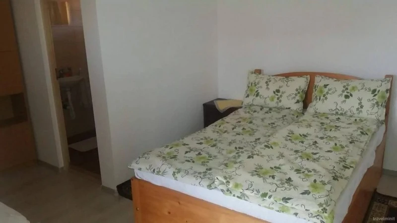 Szállás  Bisericani - Casa de Oaspeți Zöldfenyő | Székelyszentlélek - Zöldfenyő Vendégház. A kép szerzői jogvédelem alatt állhat. Javasolt a kapcsolatfelvétel a jog tulajdonossal.