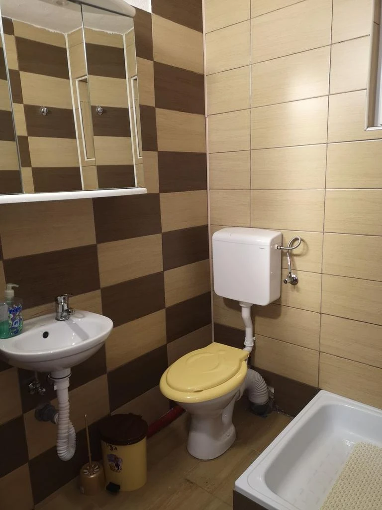 Szállás  Bisericani - Casa de Oaspeți Zöldfenyő | Székelyszentlélek - Zöldfenyő Vendégház. A kép szerzői jogvédelem alatt állhat. Javasolt a kapcsolatfelvétel a jog tulajdonossal.