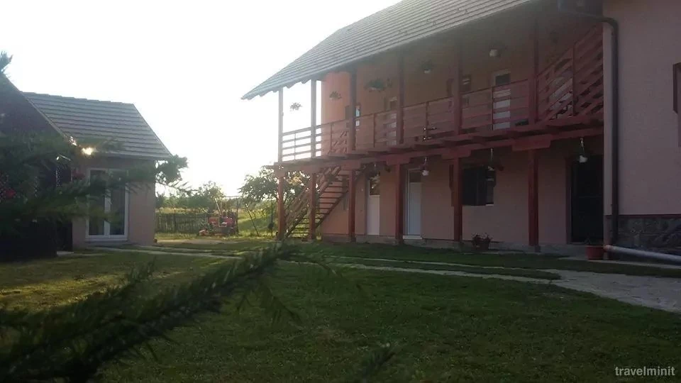 Szállás  Bisericani - Casa de Oaspeți Zöldfenyő | Székelyszentlélek - Zöldfenyő Vendégház. A kép szerzői jogvédelem alatt állhat. Javasolt a kapcsolatfelvétel a jog tulajdonossal.