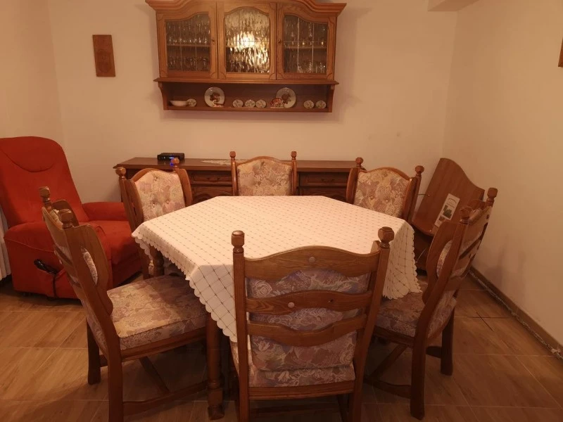 Szállás  Bisericani - Casa de Oaspeți Zöldfenyő | Székelyszentlélek - Zöldfenyő Vendégház. A kép szerzői jogvédelem alatt állhat. Javasolt a kapcsolatfelvétel a jog tulajdonossal.