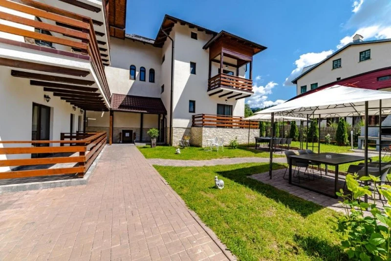 Bușteni Cazare | Hotel-apartament (K1585-1) Imaginea poate fi supusă drepturilor de autor. Se recomandă contactarea titularului drepturilor.
