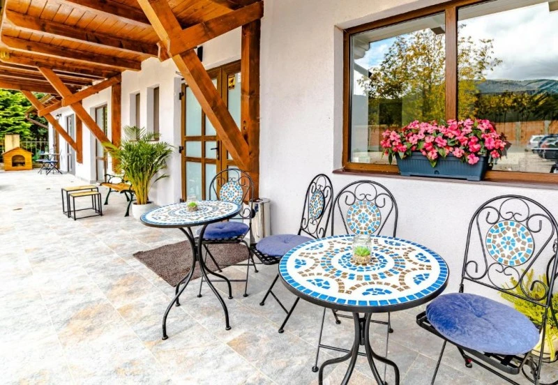 Bușteni Cazare | Hotel-apartament (K1585-75) Imaginea poate fi supusă drepturilor de autor. Se recomandă contactarea titularului drepturilor.