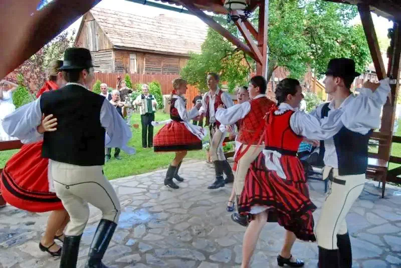 Parajd Szállás | Panzió (K0304-37) A kép szerzői jogvédelem alatt állhat. Javasolt a kapcsolatfelvétel a jog tulajdonossal. Parajd Szállás | Panzió (K0304-37) A kép szerzői jogvédelem alatt állhat. Javasolt a kapcsolatfelvétel a jog tulajdonossal.