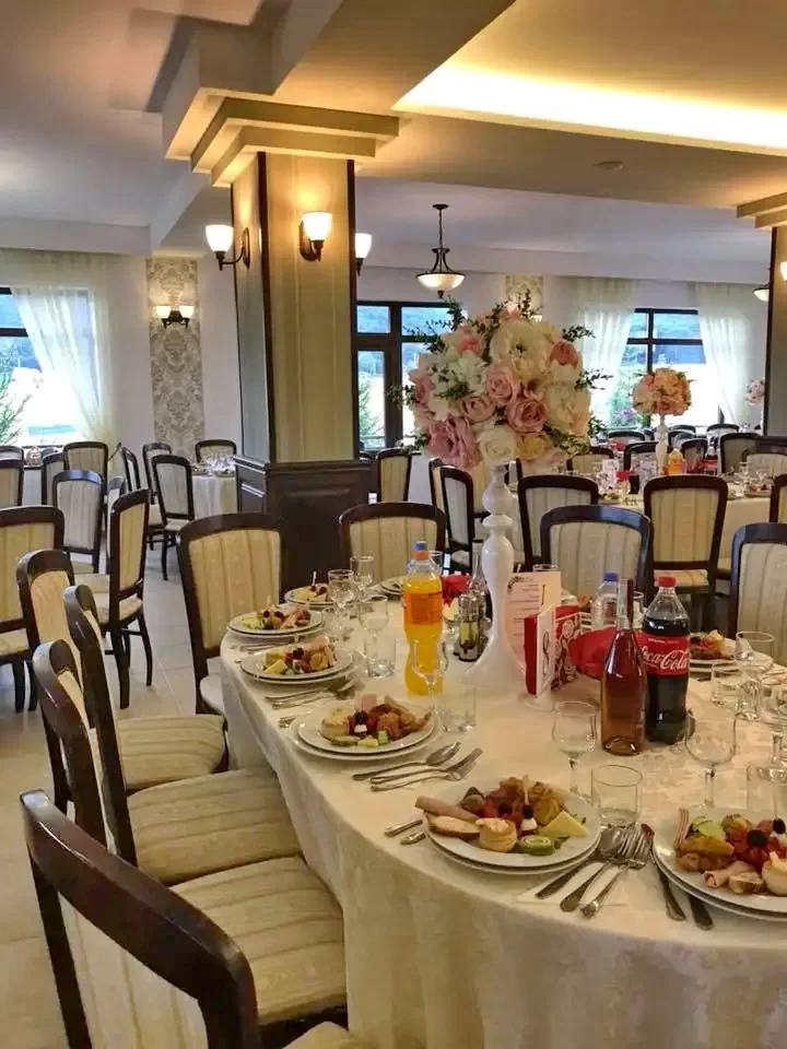 Sâmbăta de Sus Cazare | Hotel*** (K0789-2) Imaginea poate fi supusă drepturilor de autor. Se recomandă contactarea titularului drepturilor. Sâmbăta de Sus Cazare | Hotel*** (K0789-2) Imaginea poate fi supusă drepturilor de autor. Se recomandă contactarea titularului drepturilor.