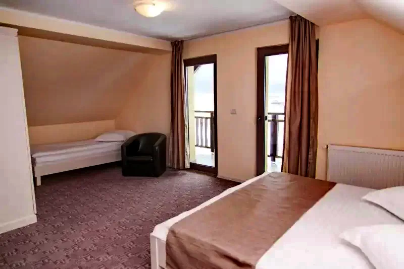 Sâmbăta de Sus Cazare | Hotel*** (K0789-37) Imaginea poate fi supusă drepturilor de autor. Se recomandă contactarea titularului drepturilor. Sâmbăta de Sus Cazare | Hotel*** (K0789-37) Imaginea poate fi supusă drepturilor de autor. Se recomandă contactarea titularului drepturilor.