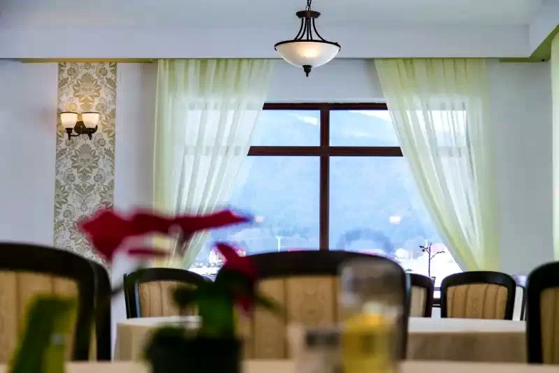 Szállás Sâmbăta de Sus - Hotel Roua Muntilor*** | Felsőszombatfalva - Roua Muntilor Hotel***. A kép szerzői jogvédelem alatt állhat. Javasolt a kapcsolatfelvétel a jog tulajdonossal.