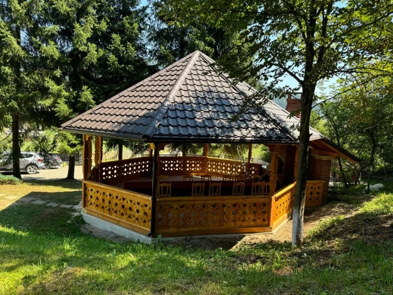 Cazare Vama - Bucovina - Pensiunea Lucretia**** | Bukovina - Vama - Lucretia Panzió****. Imaginea poate fi supusă drepturilor de autor. Se recomandă contactarea titularului drepturilor.