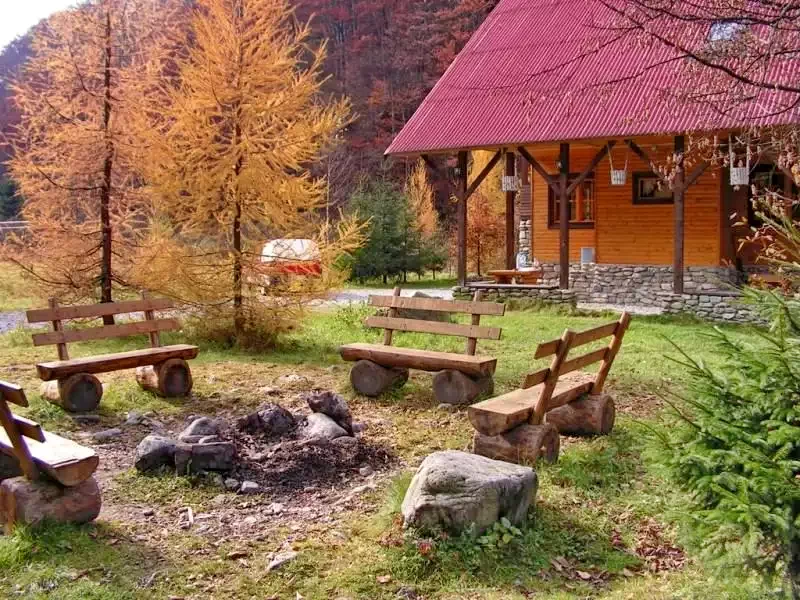 Szállás Stâna de Vale - Pensiunea Rustic House** | Biharfüred - Rustic House Panzió**. A kép szerzői jogvédelem alatt állhat. Javasolt a kapcsolatfelvétel a jog tulajdonossal.