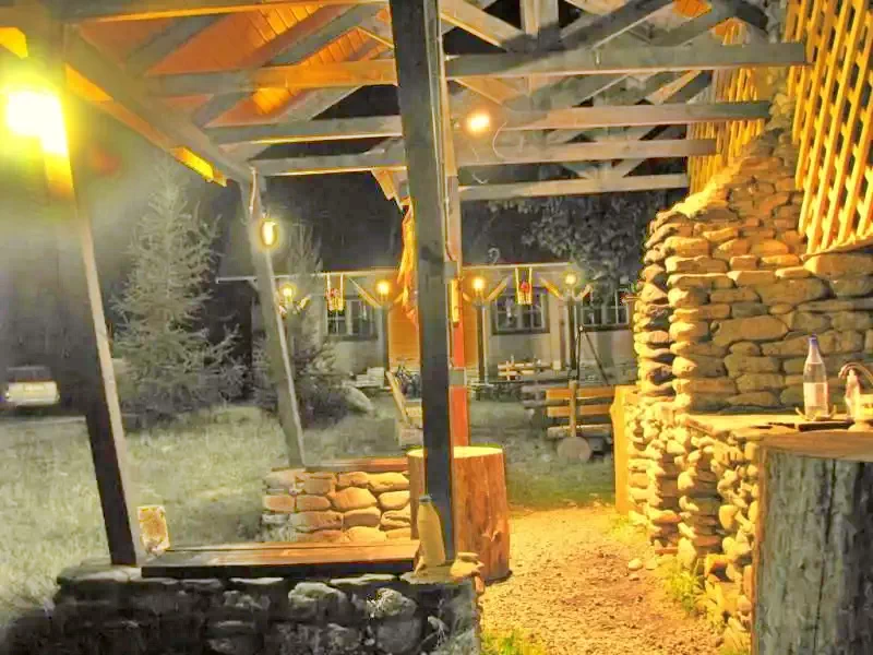 Szállás Stâna de Vale - Pensiunea Rustic House** | Biharfüred - Rustic House Panzió**. A kép szerzői jogvédelem alatt állhat. Javasolt a kapcsolatfelvétel a jog tulajdonossal.