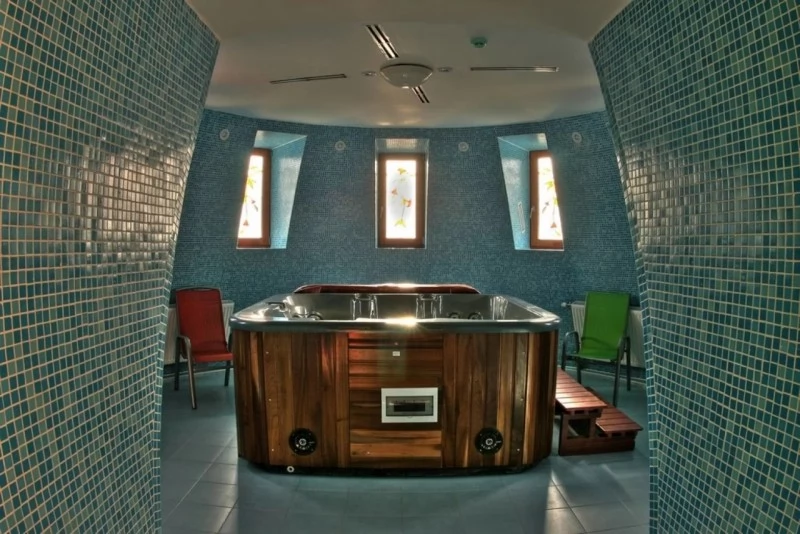 Cazare | Hotel*** (K0168-48) Imaginea poate fi supusă drepturilor de autor. Se recomandă contactarea titularului drepturilor. Cazare | Hotel*** (K0168-48) Imaginea poate fi supusă drepturilor de autor. Se recomandă contactarea titularului drepturilor.