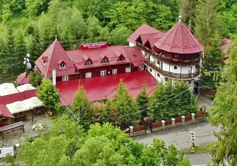 Băile Bálványos Cazare | Pensiune (K0410-51) Imaginea poate fi supusă drepturilor de autor. Se recomandă contactarea titularului drepturilor.