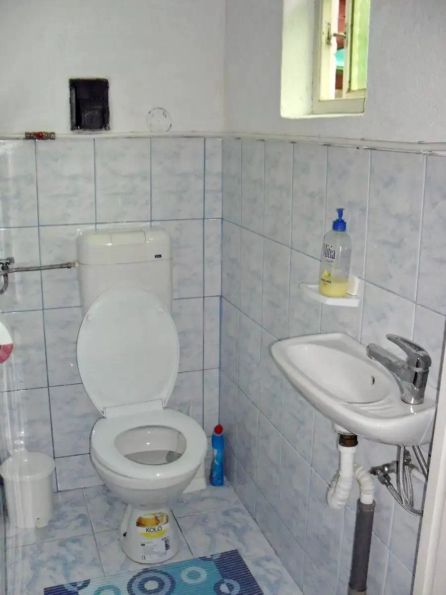 Torockó Szállás | Vendégház (K0347-13) A kép szerzői jogvédelem alatt állhat. Javasolt a kapcsolatfelvétel a jog tulajdonossal. Torockó Szállás | Vendégház (K0347-13) A kép szerzői jogvédelem alatt állhat. Javasolt a kapcsolatfelvétel a jog tulajdonossal.