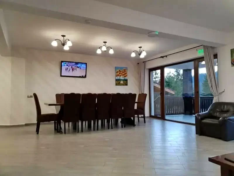 Colibița Cazare | Vilă (K1282-15) Imaginea poate fi supusă drepturilor de autor. Se recomandă contactarea titularului drepturilor.