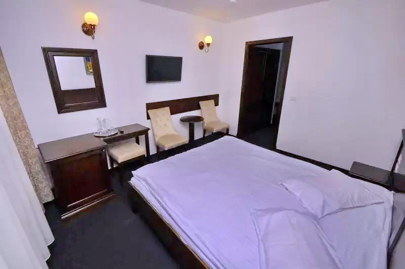 Borsa Szállás | Hotel*** (K0985-16) A kép szerzői jogvédelem alatt állhat. Javasolt a kapcsolatfelvétel a jog tulajdonossal. Borsa Szállás | Hotel*** (K0985-16) A kép szerzői jogvédelem alatt állhat. Javasolt a kapcsolatfelvétel a jog tulajdonossal.